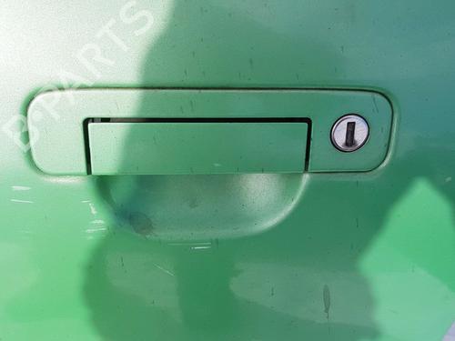 front-left-exterior-door-handle-audi-a4-b5-8d2-1994-1995-1996-1997-1998-1999-2000-2001-35620170 main image