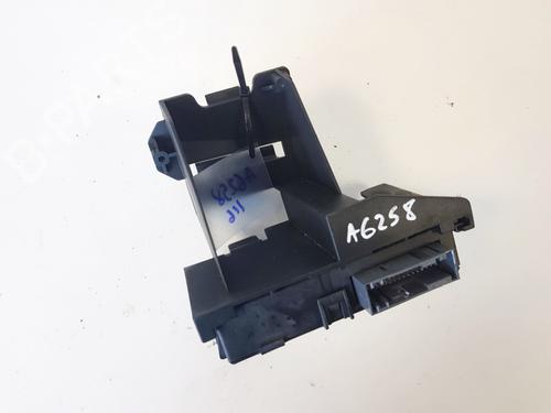 Used Electronic module Electronic module OPEL ZAFIRA / ZAFIRA FAMILY B (A05) 1.9 CDTI (M75) (150 hp) 33089886 33089886