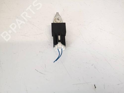 electronic-sensor-toyota-prius-liftback-_w2_-2003-2004-2005-2006-2007-2008-2009-2010-32586235 main image