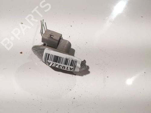 Used Right side indicator Right side indicator TOYOTA YARIS (_P9_) 1.4 D-4D (NLP90_, NLP90R) (90 hp) 34938176 34938176
