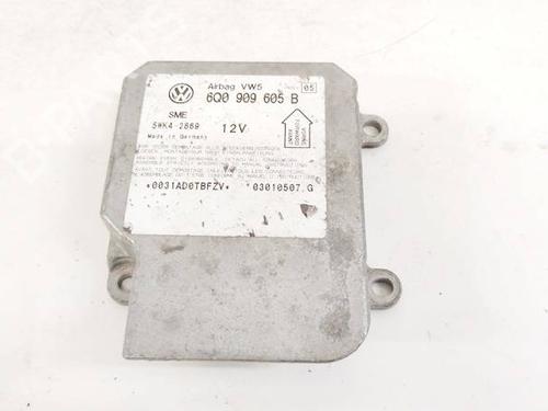 ecu-airbags-audi-a4-b5-8d2-1994-1995-1996-1997-1998-1999-2000-2001-32928791 main image
