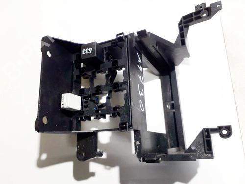 Used Fuse box Fuse box VW TOURAN (1T1, 1T2) 1.9 TDI (105 hp) 33521520 33521520