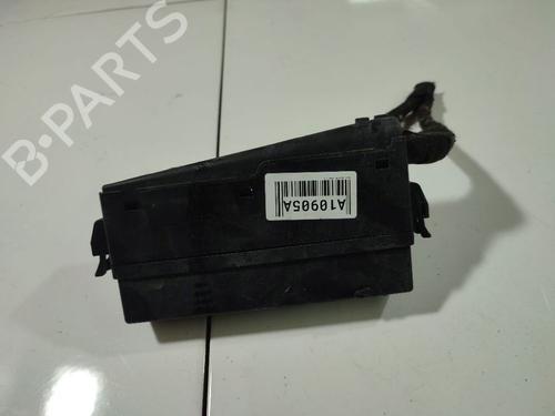Used Fuse box Fuse box OPEL SIGNUM Hatchback (Z03) 1.9 CDTI (F48) (150 hp) 32549932 32549932
