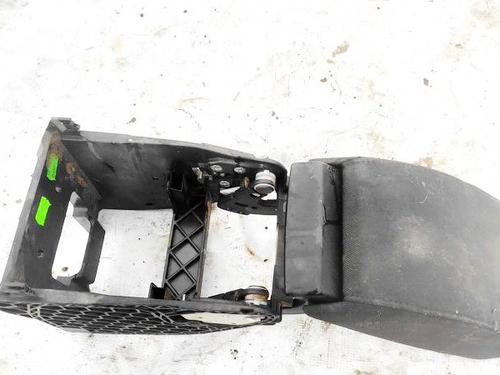 Armrest / Center console SKODA YETI (5L) 1.4 TSI | BP35208726I20 - Image 3