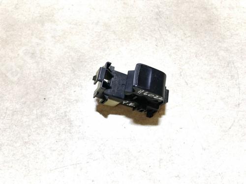 switch-toyota-auris-_e15_-2006-2007-2008-2009-2010-2011-2012-2013-33060411 main image