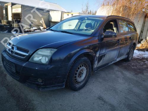 Fuse box OPEL VECTRA C (Z02) 1.9 CDTI (F69) | BP32599257E1