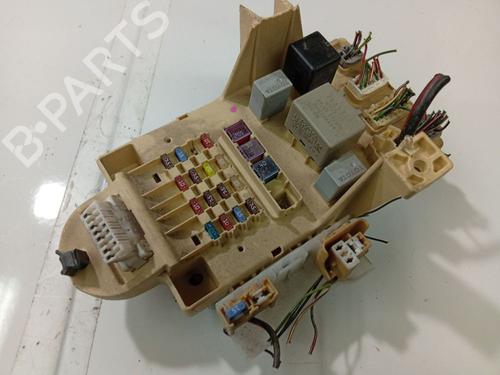 fuse-box-toyota-yaris-_p1_-1999-2000-2001-2002-2003-2004-2005-32536044 main image