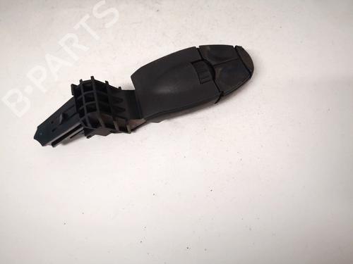 Steering wheel controls PEUGEOT 807 (EB_) 2.2 HDi | BP35472917E15 - Image 3