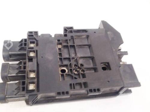Fuse box RENAULT MEGANE III Hatchback (BZ0/1_, B3_) 1.5 dCi (BZ09, BZ0D, BZ1W, BZ29, BZ14) | BP32596442E1 - Image 2