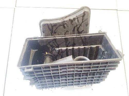 Used Air filter box Air filter box ALFA ROMEO 147 (937_) 1.6 16V T.SPARK (937.AXA1A, 937.AXB1A, 937.BXB1A) (120 hp) 34746079 34746079