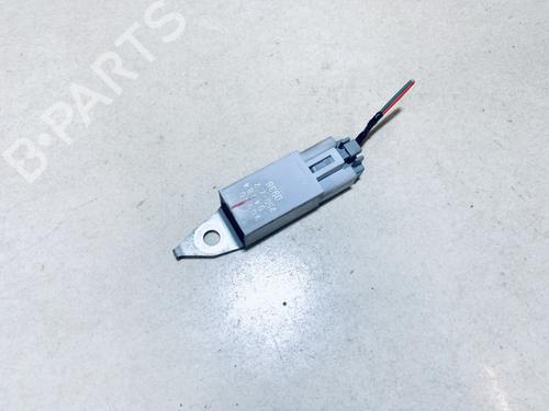 Used Electronic module Electronic module LEXUS IS II (_E2_) 220d (ALE20) (177 hp) 35639965 35639965