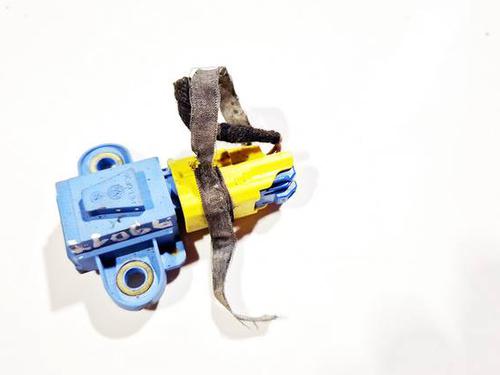 Used Electronic module Electronic module VW GOLF V (1K1) 1.4 16V (75 hp) 32960157 32960157