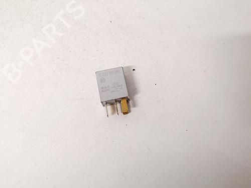 Used Electronic sensor Electronic sensor TOYOTA AVENSIS (_T25_) 2.0 D-4D (CDT250_, CDT250R) (116 hp) 32890360 32890360