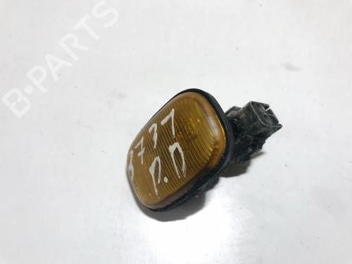 Højre side indikator Højre side indikator TOYOTA COROLLA (_E10_) 1.3 XLI 16V (EE101) (88 hp) 35708899 35708899