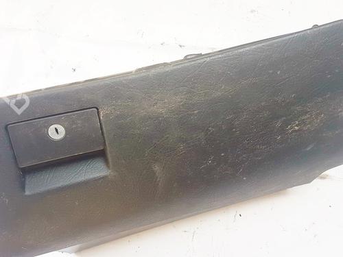 Used Glove box Glove box AUDI A6 C4 (4A2) 1.9 TDI (90 hp) 35864870 35864870