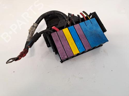 Used Fuse box Fuse box VW LT 28-46 II Platform/Chassis (2DC, 2DF, 2DG, 2DL, 2DM) 2.5 TDI (83 hp) 32887852 32887852