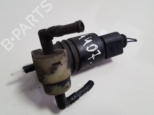 Used Washer pump Washer pump AUDI A4 B7 (8EC) 2.0 TDI (140 hp) 35835290 35835290