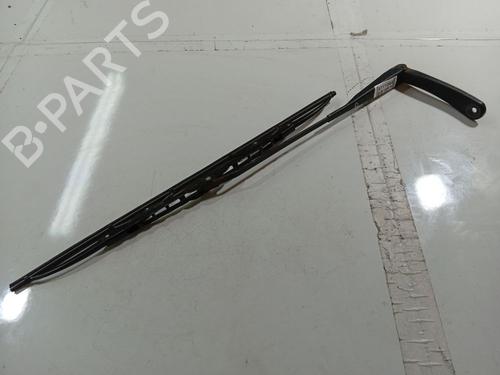 front-windshield-wiper-arm-dacia-sandero-2008-32969044 main image