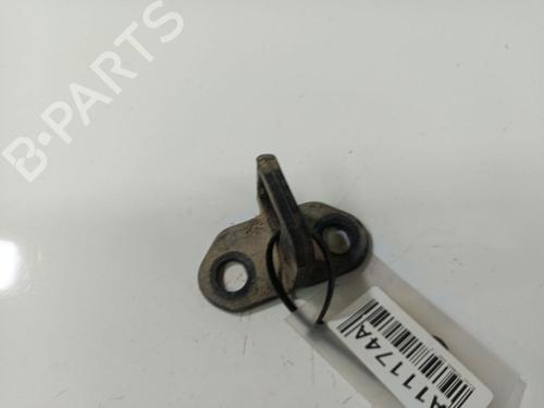 sttte-nissan-primera-hatchback-p12-2002-32971688 main image