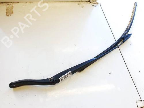 Used Front windshield wiper arm Front windshield wiper arm 32566271 32566271
