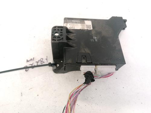 electronic-module-toyota-yaris-_p9_-2005-2006-2007-2008-2009-2010-2011-2012-2013-2014-32911128 main image