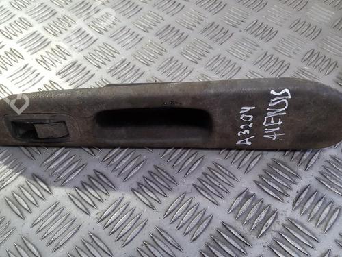 Used Switch Switch TOYOTA AVENSIS (_T22_) 2.0 D (CT220_) (83 hp) 33493919 33493919