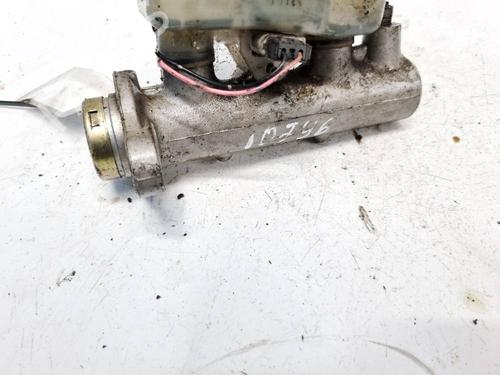 Used Brake master cylinder Brake master cylinder SUBARU OUTBACK (BE, BH) 2.5 AWD (BH9) (156 hp) 34922882 34922882