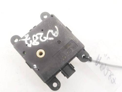 electronic-module-nissan-primera-hatchback-p12-2002-32957667 main image