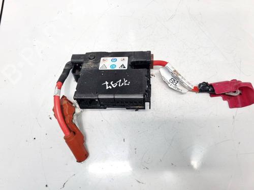 Used Fuse box Fuse box LAND ROVER RANGE ROVER EVOQUE (L551) 1.5 P300e Hybrid 4x4 (309 hp) 32613081 32613081