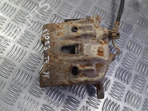 Used Right front brake caliper Right front brake caliper VW TRANSPORTER T4 Van (70A, 70H, 7DA, 7DH) 1.9 D (60 hp) 35673142 35673142
