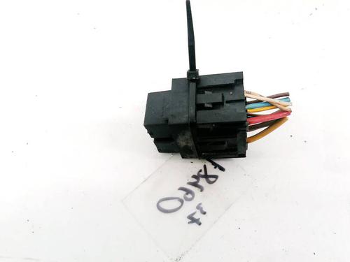 Fuse box PEUGEOT 607 (9D, 9U) 2.0 HDI | BP32918924E1 - Image 2