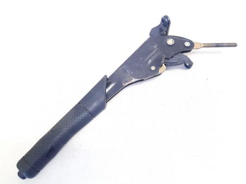 Used Hand brake Hand brake CITROËN BERLINGO / BERLINGO FIRST MPV (MF_, GJK_, GFK_) 1.4 i (MFKFX, MFKFW, GJKFWB, GJKFWC, GFKFWC) (75 hp) 35639809 35639809