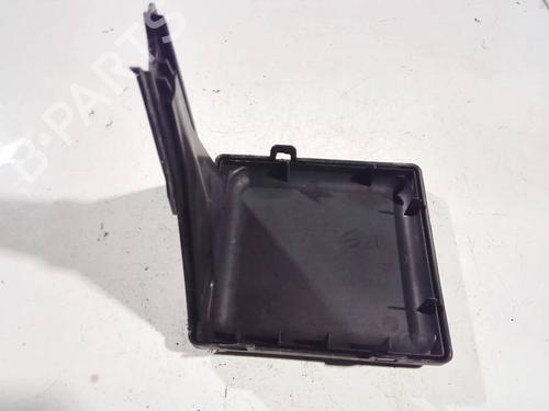 Fuse box RENAULT LAGUNA III (BT0/1) 1.5 dCi (BT00, BT0A, BT0T, BT1J) | BP32607694E1