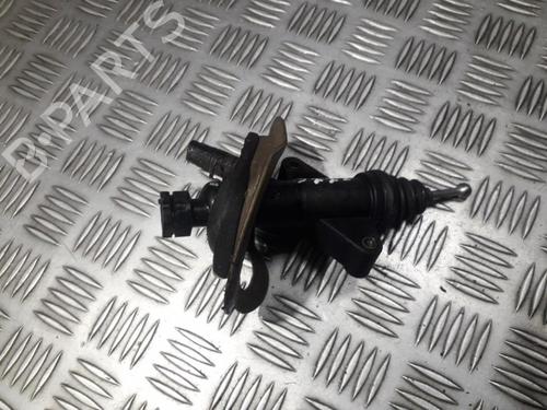clutch-slave-cylinder-ford-mondeo-iii-b5y-2000-2001-2002-2003-2004-2005-2006-2007-35698936 main image