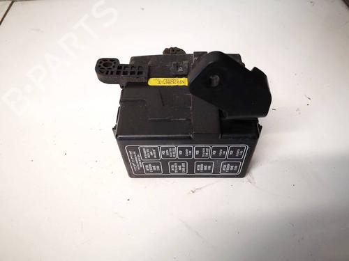 Used Fuse box Fuse box HYUNDAI SANTA FÉ II (CM) 2.2 CRDi GLS (150 hp) 32938309 32938309