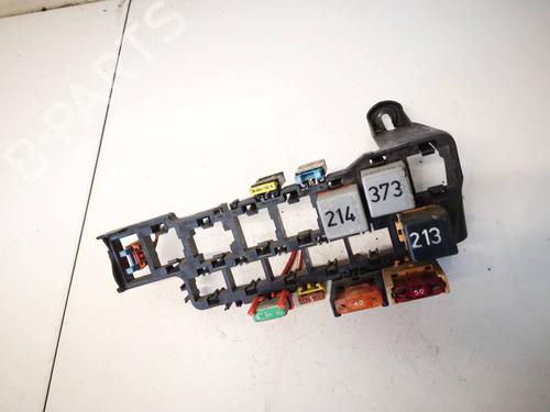 Used Fuse box VW PASSAT B5 Variant (3B5) 1.9 TDI (110 hp) 32945359