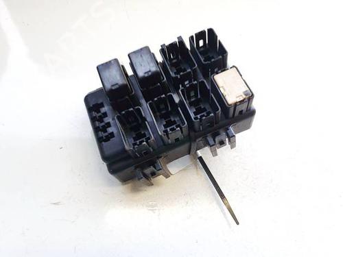 Used Fuse box SUBARU LEGACY IV Estate (BP) 2.0 AWD (BP5) (138 hp) 32537332