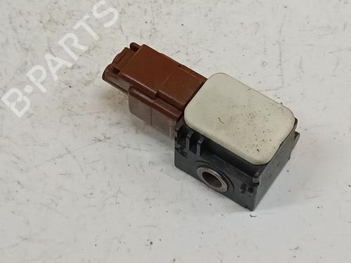 Used Electronic sensor Electronic sensor KIA CARENS III MPV (UN) 2.0 CRDi 140 (140 hp) 39968996 39968996
