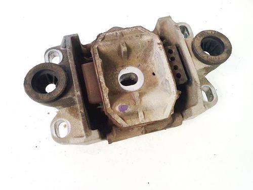 Used Engine mount Engine mount FORD MONDEO III (B5Y) 1.8 16V (110 hp) 32923953 32923953