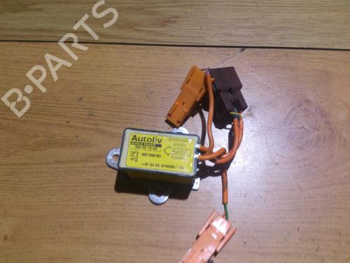 Used Electronic module Electronic module PEUGEOT 306 Hatchback (7A, 7C, N3, N5) 1.4 (75 hp) 33506180 33506180