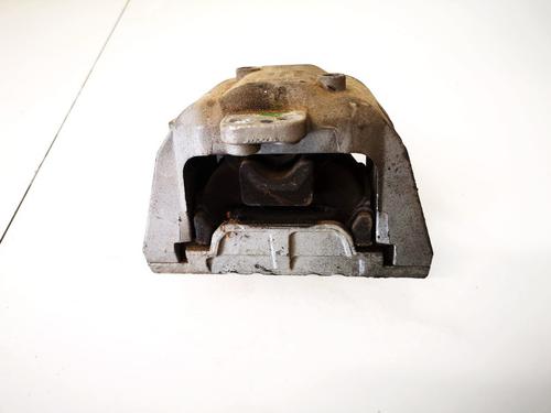 Used Engine mount Engine mount VW GOLF IV (1J1) 1.9 TDI (90 hp) 32885220 32885220