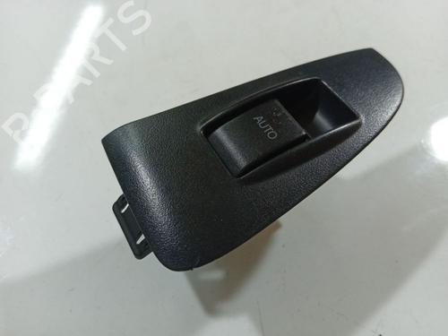 switch-toyota-avensis-_t25_-2003-2004-2005-2006-2007-2008-32548393 main image