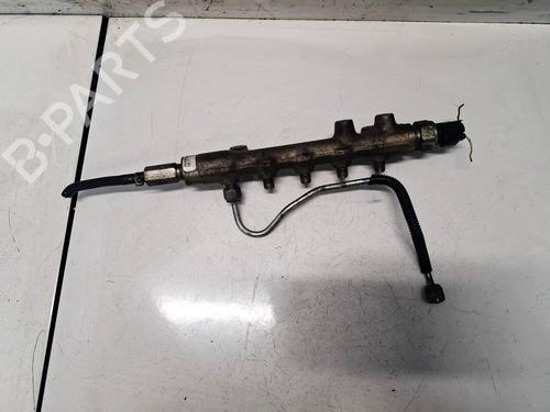 Used Injection rail Injection rail 34749733 34749733