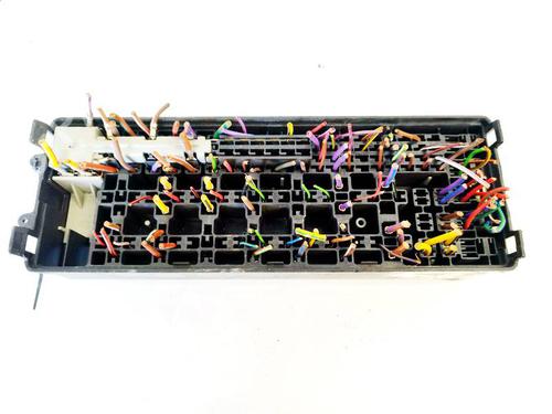 Used Fuse box SUBARU LEGACY IV Estate (BP) 2.0 AWD (BP5) (138 hp) 33098212