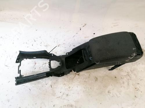 Bracciolo centrale Bracciolo centrale SAAB 9-3 (YS3F, E79, D79, D75) 2.2 TiD (125 hp) 35543456 35543456