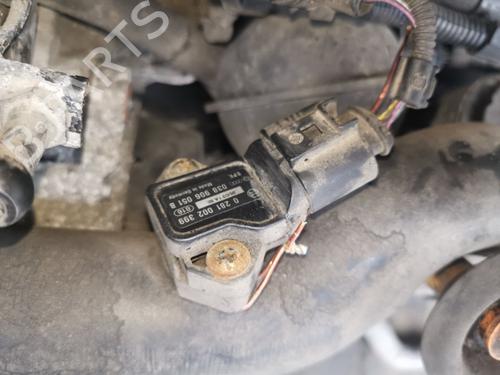 Used Electronic module Electronic module VW GOLF V (1K1) 1.9 TDI (105 hp) 35587587 35587587