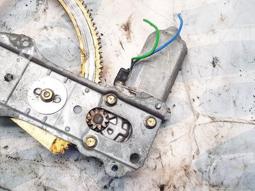 Used Right front window motor Right front window motor 35503870 35503870