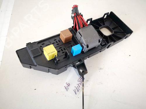 fuse-box-opel-vectra-c-z02-2002-2003-2004-2005-2006-2007-2008-2009-32917896 main image