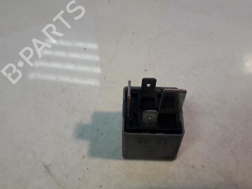 Electronic sensor SKODA SUPERB I (3U4) 2.5 TDI | BP33513676M84 - Image 2