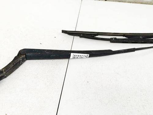 front-windshield-wiper-arm-toyota-yaris-_p9_-2005-2006-2007-2008-2009-2010-2011-2012-2013-2014-32558057 main image